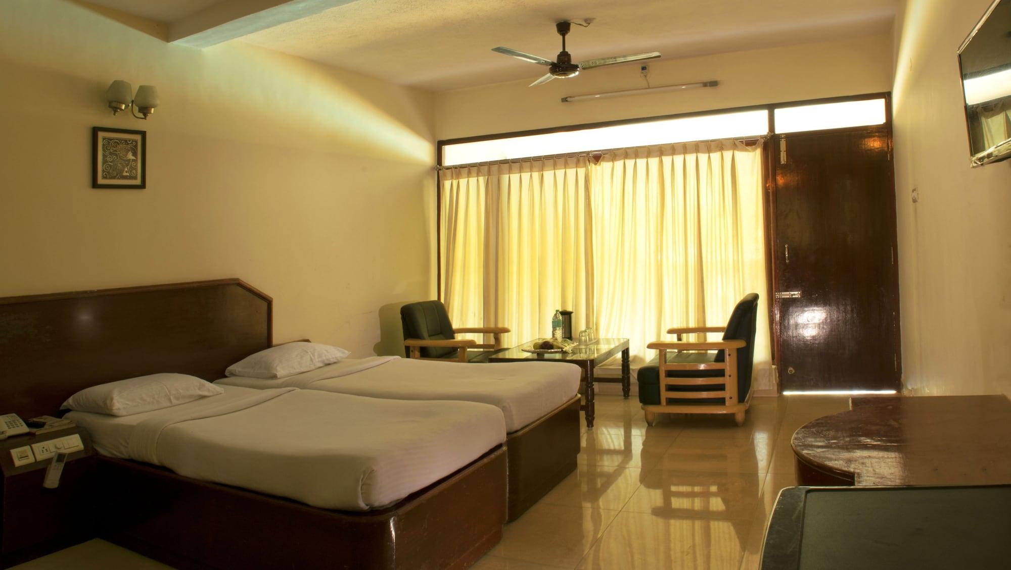 Mamalla Beach Resort مهاباليبورام المظهر الخارجي الصورة