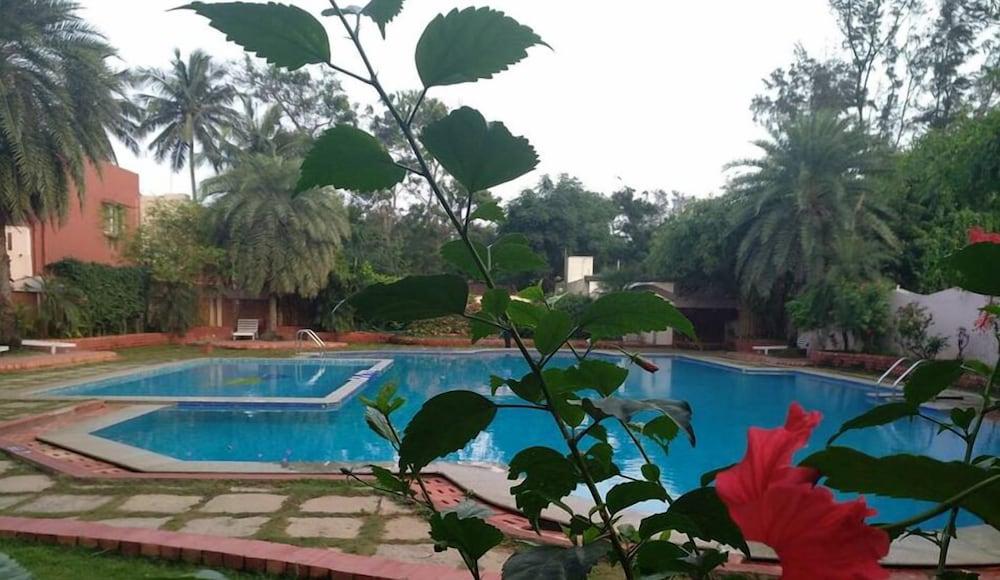 Mamalla Beach Resort مهاباليبورام المظهر الخارجي الصورة